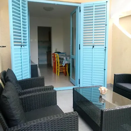 Frani 1 Apartment
