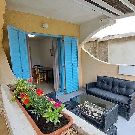 Frani 1 Apartment